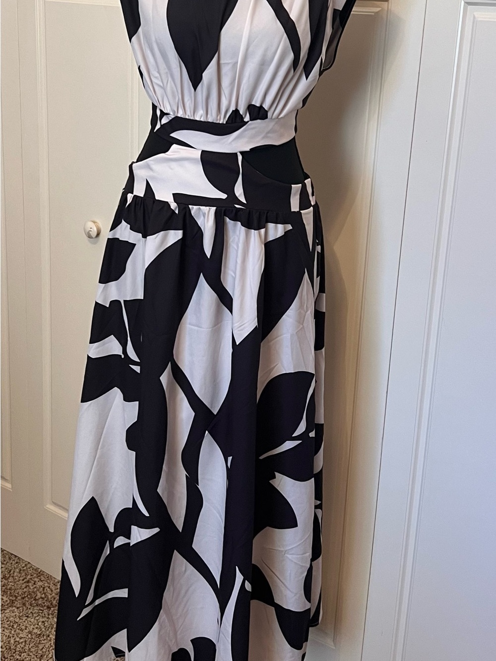 SHEIN Black and White Floral Midi peek-a-Boo Dress